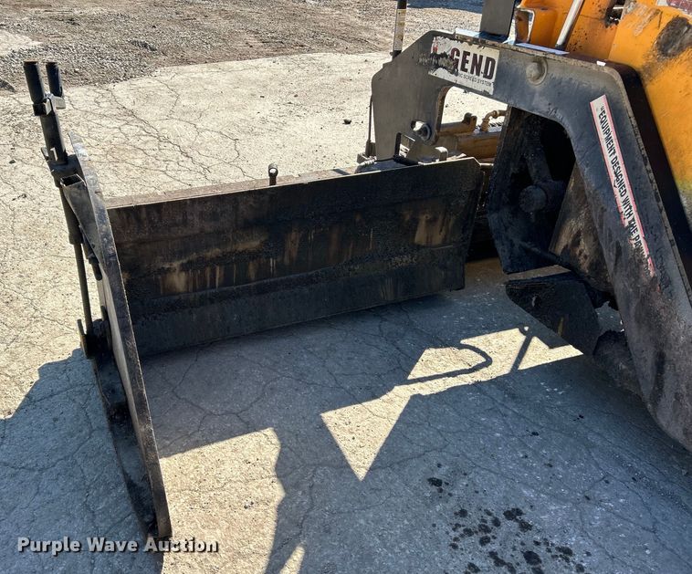 image for item EK4397 2015 LeeBoy 8500C paver