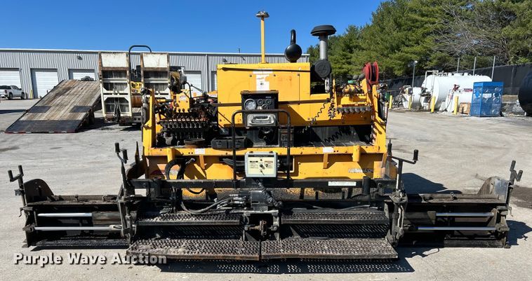 image for item EK4397 2015 LeeBoy 8500C paver