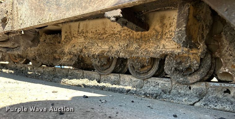 image for item EK4397 2015 LeeBoy 8500C paver