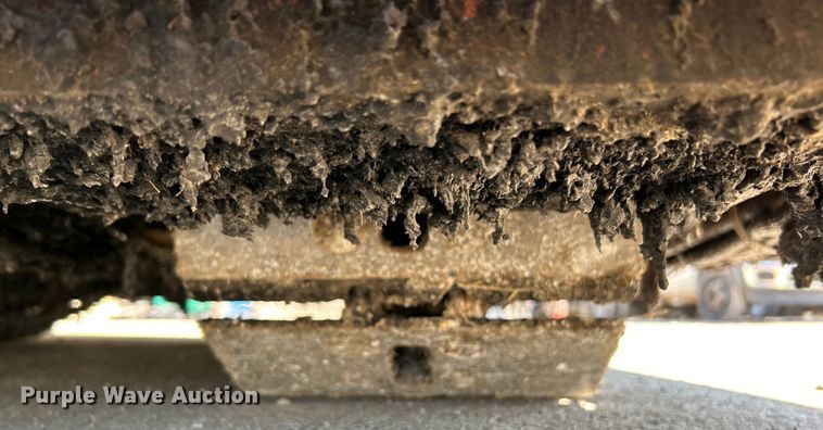 image for item EK4397 2015 LeeBoy 8500C paver