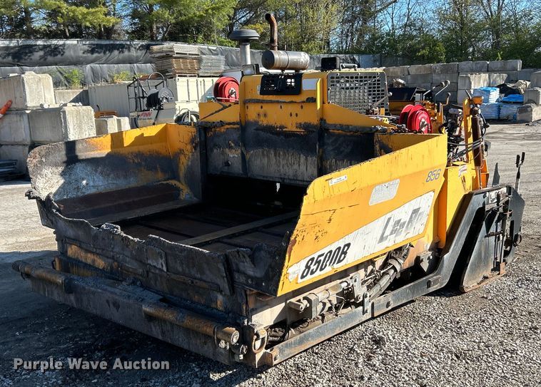 image for item EK4398 2013 LeeBoy 8500B paver