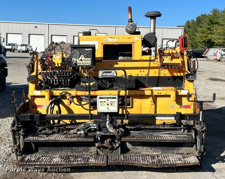 image for item EK4398 2013 LeeBoy 8500B paver