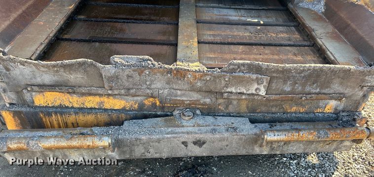 image for item EK4398 2013 LeeBoy 8500B paver