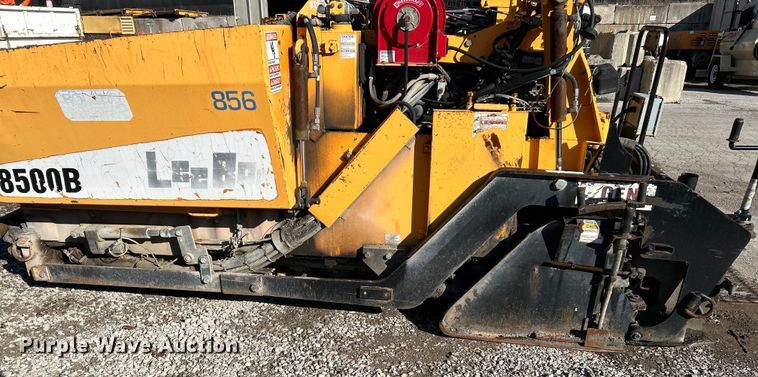 image for item EK4398 2013 LeeBoy 8500B paver