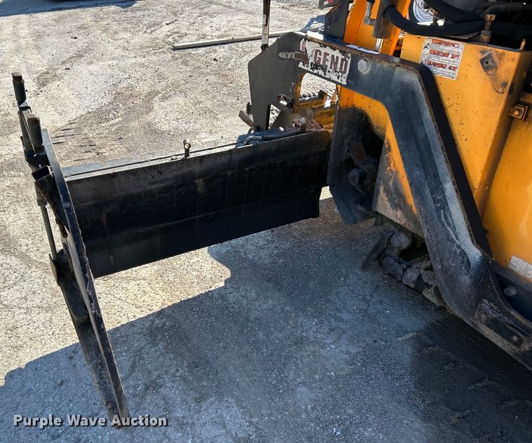 image for item EK4398 2013 LeeBoy 8500B paver