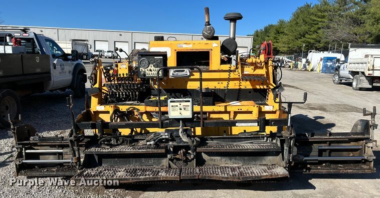 image for item EK4398 2013 LeeBoy 8500B paver