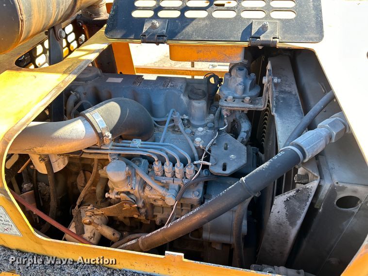 image for item EK4398 2013 LeeBoy 8500B paver