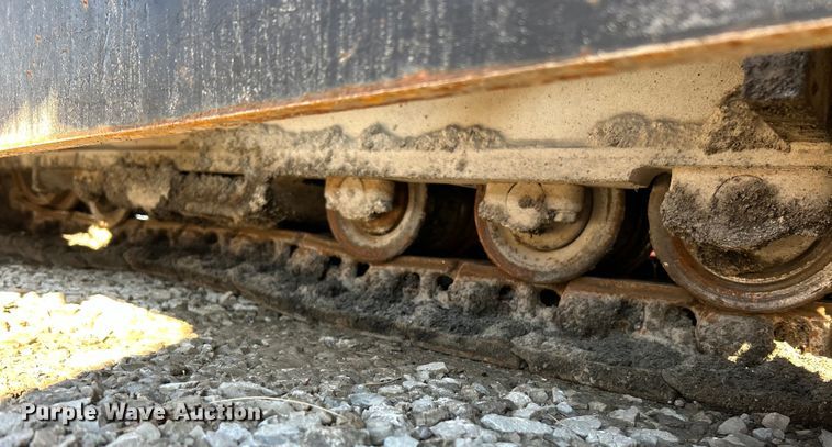 image for item EK4398 2013 LeeBoy 8500B paver