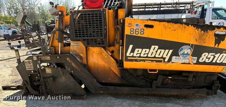 image for item EK4399 2021 LeeBoy 8510E paver