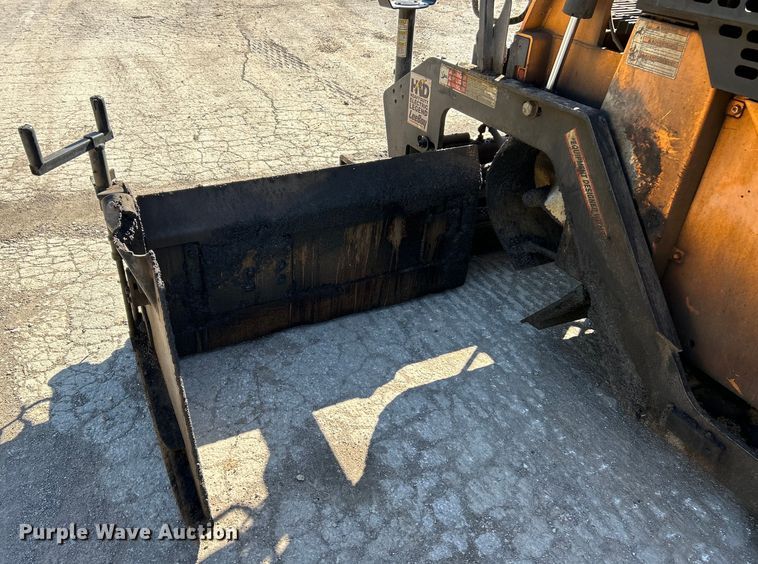 image for item EK4399 2021 LeeBoy 8510E paver