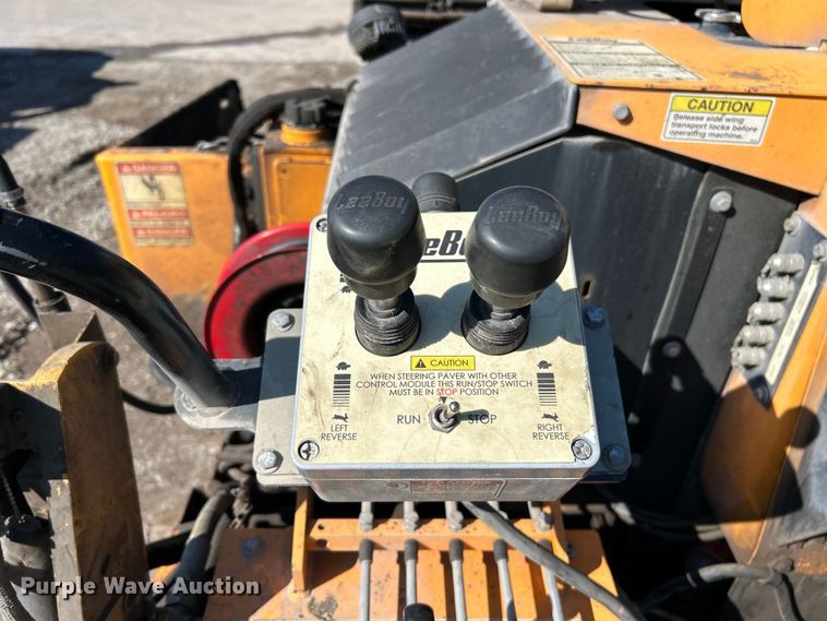 image for item EK4399 2021 LeeBoy 8510E paver