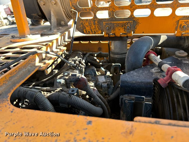 image for item EK4399 2021 LeeBoy 8510E paver