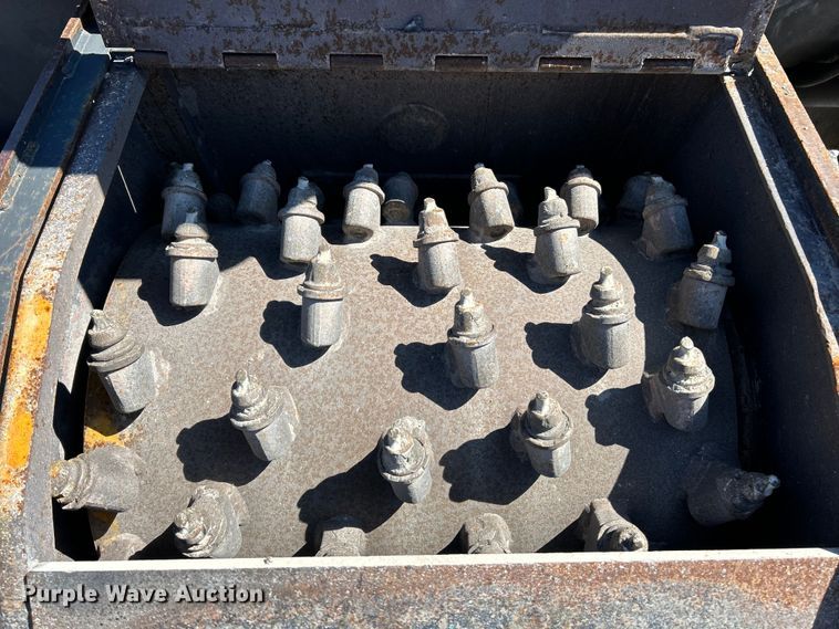 image for item EK4403 Bobcat 24 HYD PLANER skid steer cold planer