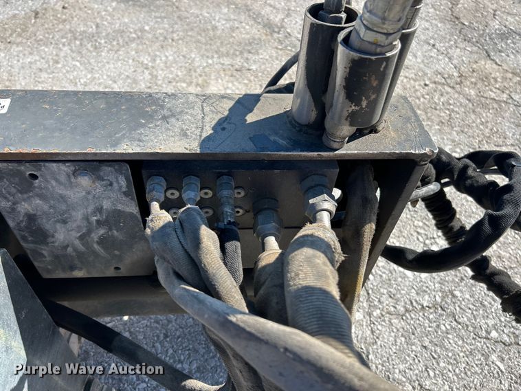 image for item EK4403 Bobcat 24 HYD PLANER skid steer cold planer