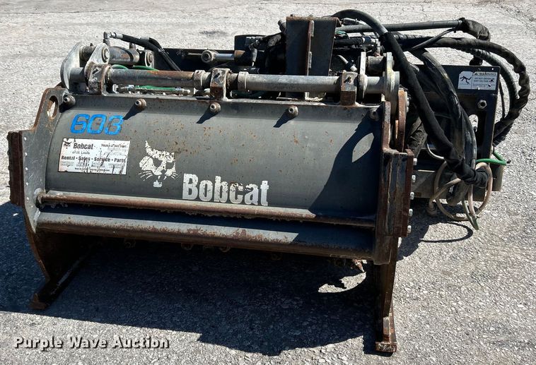 image for item EK4405 2014 Bobcat 40 HYD PLANER skid steer cold planer