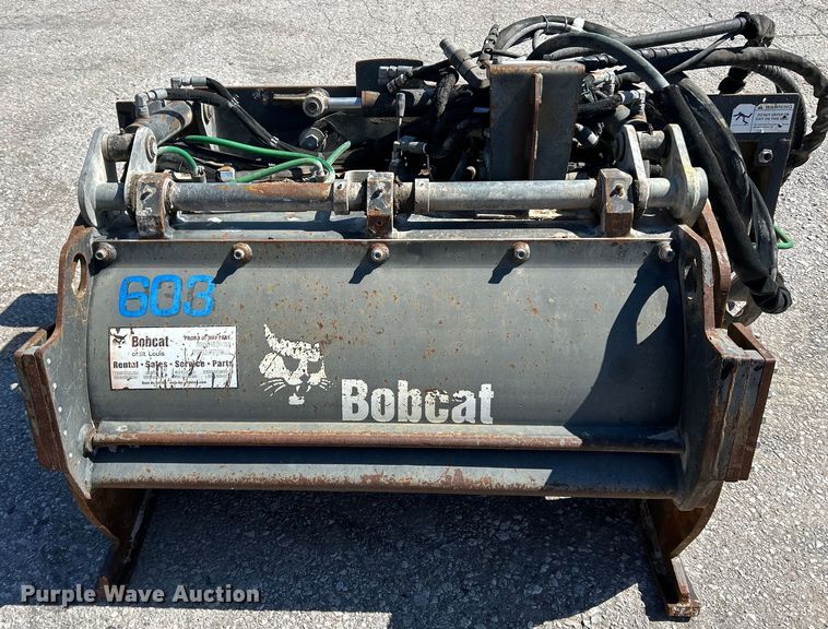 image for item EK4405 2014 Bobcat 40 HYD PLANER skid steer cold planer