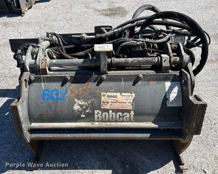 image for item EK4406 2013 Bobcat 40 HYD PLANER skid steer cold planer