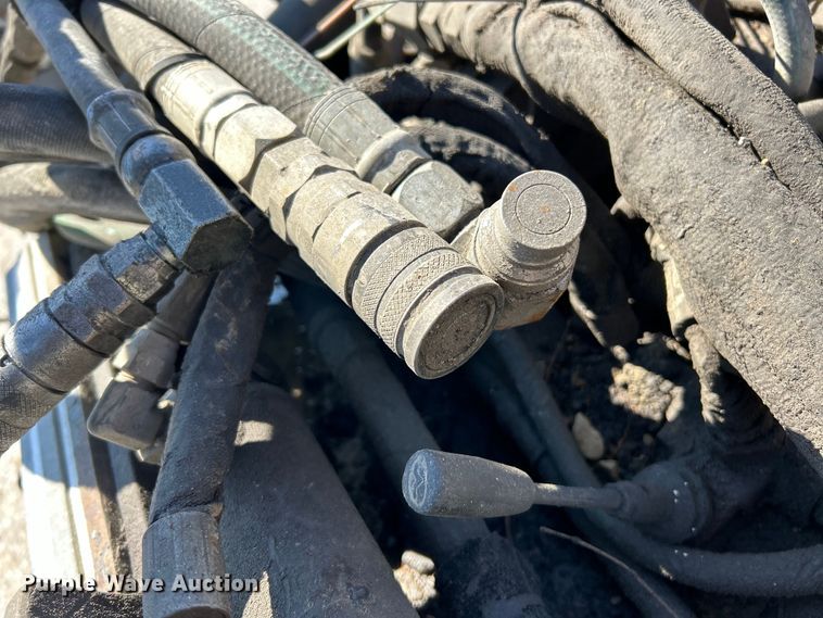 image for item EK4406 2013 Bobcat 40 HYD PLANER skid steer cold planer