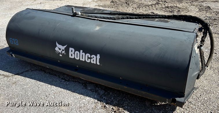 image for item EK4408 2015 Bobcat 84 Sweeper skid steer sweeper