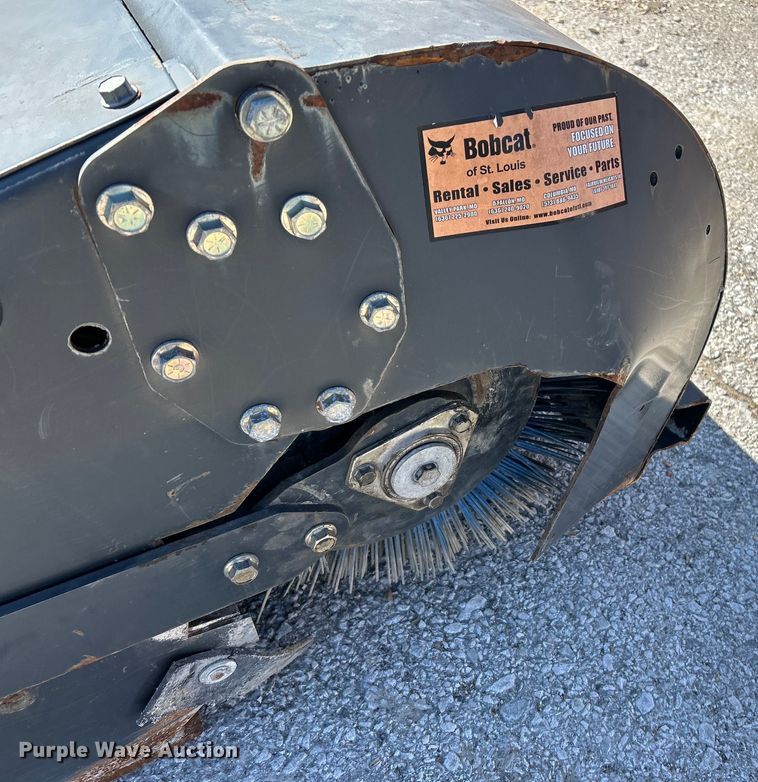 image for item EK4408 2015 Bobcat 84 Sweeper skid steer sweeper