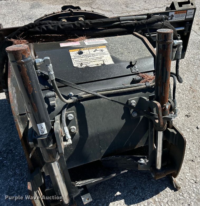 image for item EK4409 2019 Bobcat 24PLA skid steer cold planer