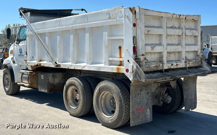 image for item EK4414 1999 Sterling L8513 dump truck