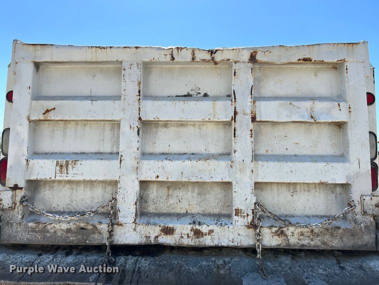 image for item EK4414 1999 Sterling L8513 dump truck