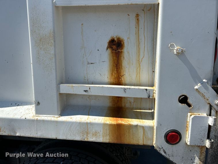 image for item EK4414 1999 Sterling L8513 dump truck