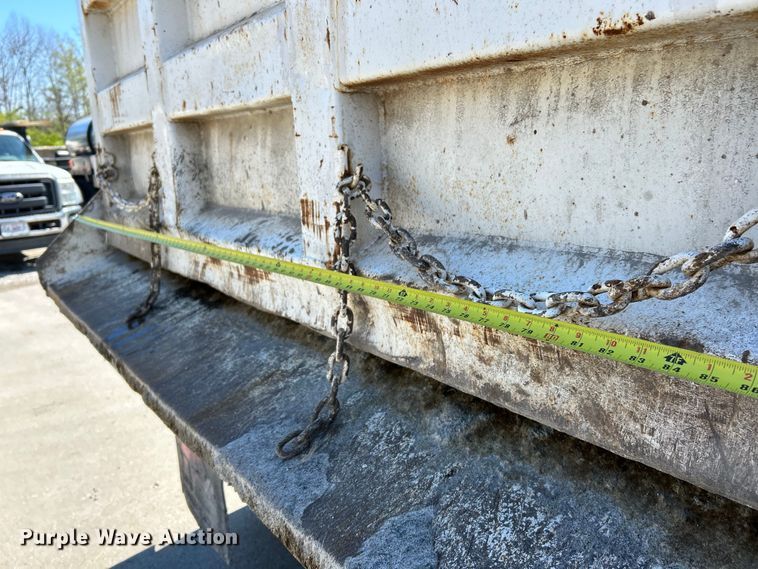 image for item EK4414 1999 Sterling L8513 dump truck