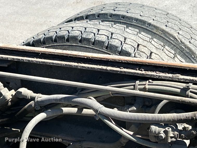 image for item EK4414 1999 Sterling L8513 dump truck