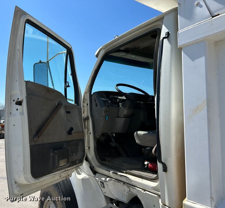 image for item EK4414 1999 Sterling L8513 dump truck