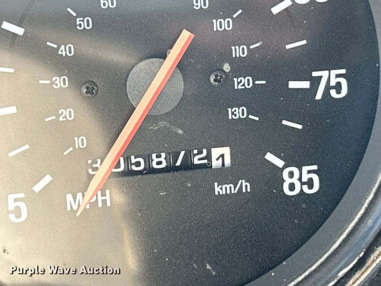 image for item EK4414 1999 Sterling L8513 dump truck