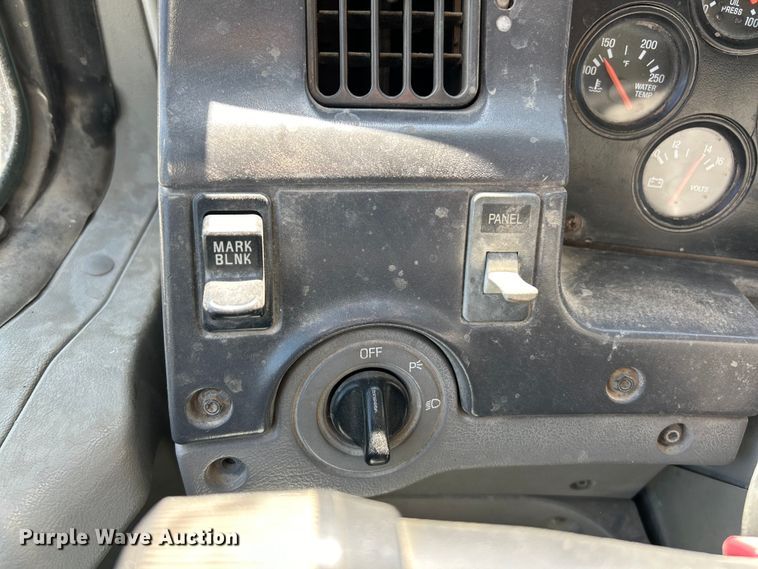 image for item EK4414 1999 Sterling L8513 dump truck