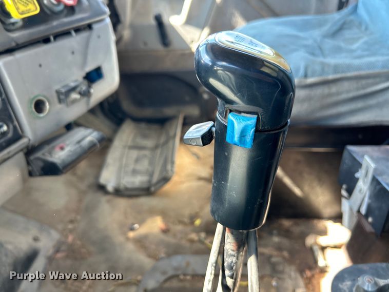 image for item EK4414 1999 Sterling L8513 dump truck