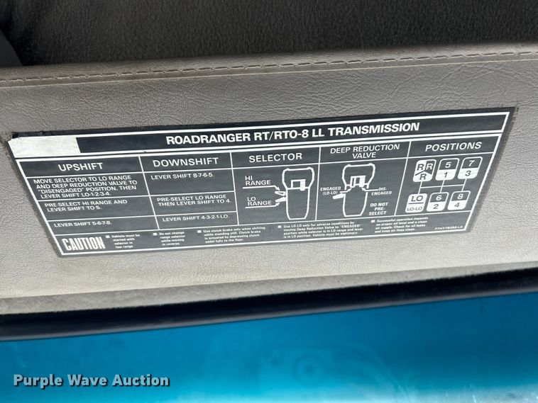 image for item EK4414 1999 Sterling L8513 dump truck