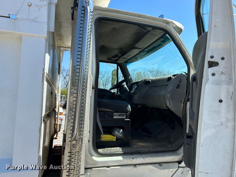 image for item EK4414 1999 Sterling L8513 dump truck