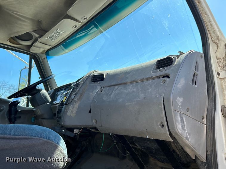 image for item EK4414 1999 Sterling L8513 dump truck