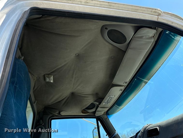 image for item EK4414 1999 Sterling L8513 dump truck