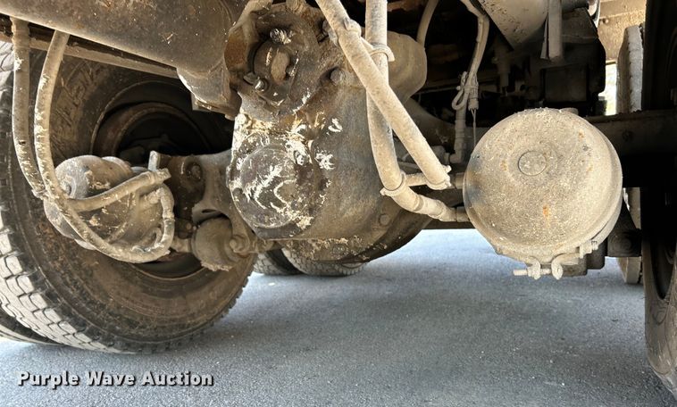 image for item EK4414 1999 Sterling L8513 dump truck