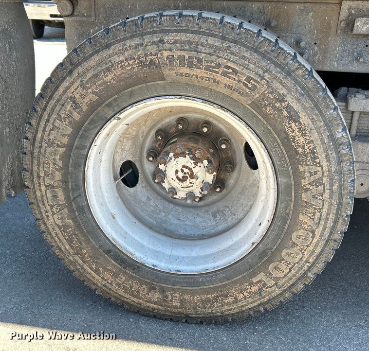 image for item EK4414 1999 Sterling L8513 dump truck