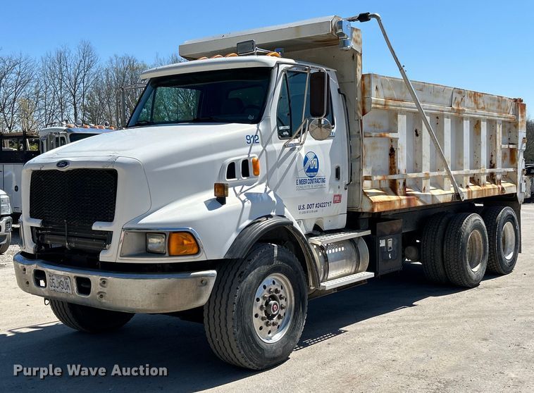 image for item EK4415 1998 Ford LT8513 dump truck