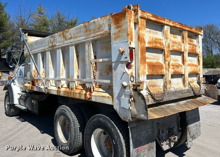 image for item EK4415 1998 Ford LT8513 dump truck