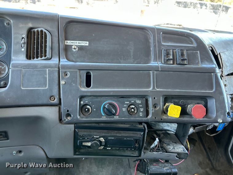 image for item EK4415 1998 Ford LT8513 dump truck