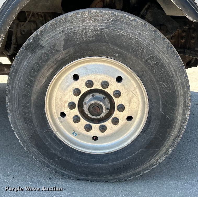 image for item EK4415 1998 Ford LT8513 dump truck