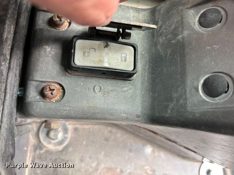 image for item EK4431 2015 Takeuchi TL10 tracked skid steer loader