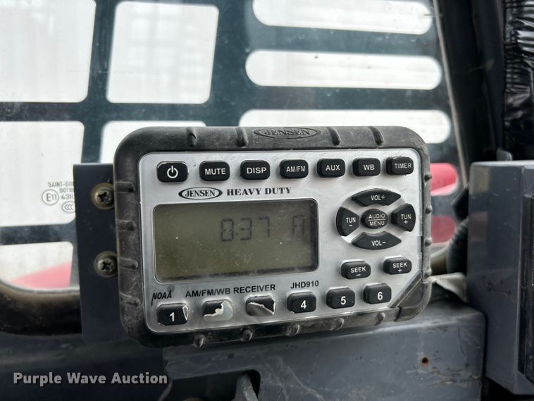 image for item EK4431 2015 Takeuchi TL10 tracked skid steer loader