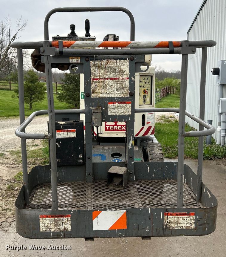 image for item EK4436 1999 Terex TA30N boom lift