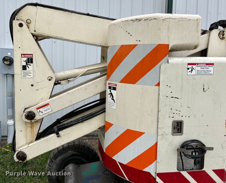 image for item EK4436 1999 Terex TA30N boom lift