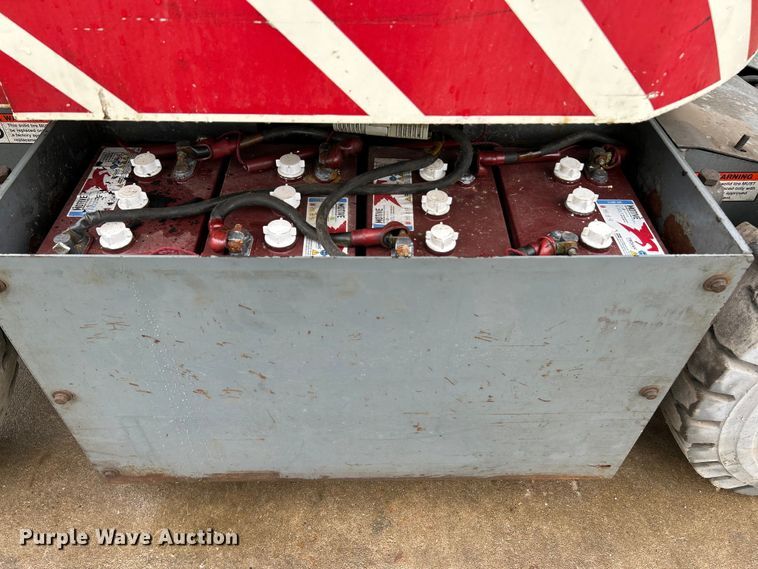 image for item EK4436 1999 Terex TA30N boom lift