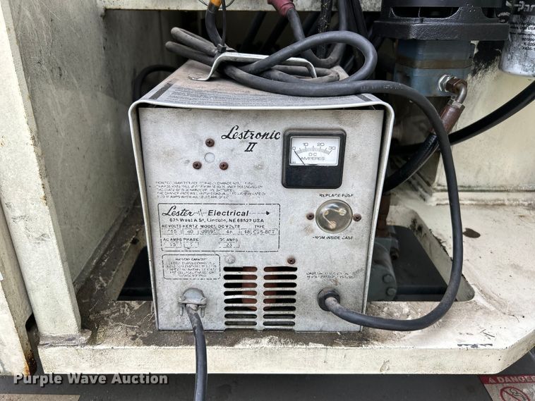 image for item EK4436 1999 Terex TA30N boom lift